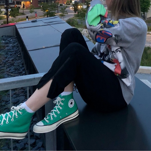 selling my green converse 💚 (Chuck 70s) - Picture 2 of 10